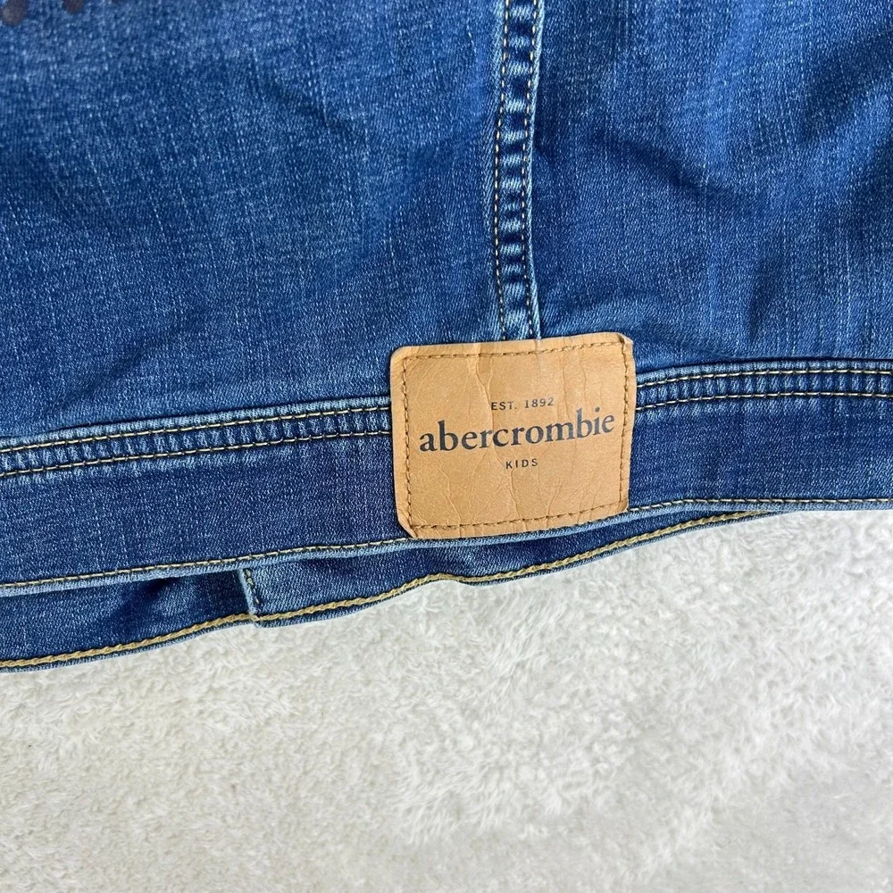 Abercrombie Kids Denim Jacket Girls 11/12 Embroidered Long Sleeve Flap Pockets